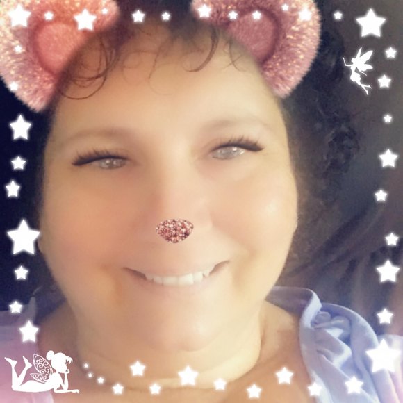 Meet your Posher, Stacy - Picture 1 of 1